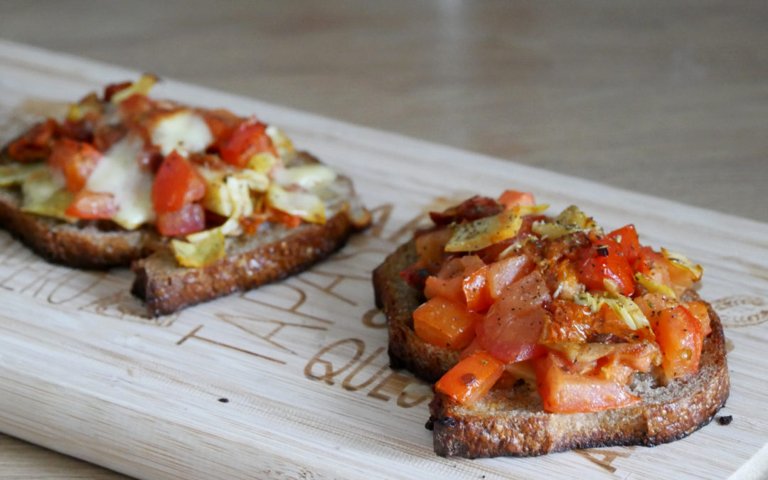 Bruschetta aux tomates séchées et artichauts