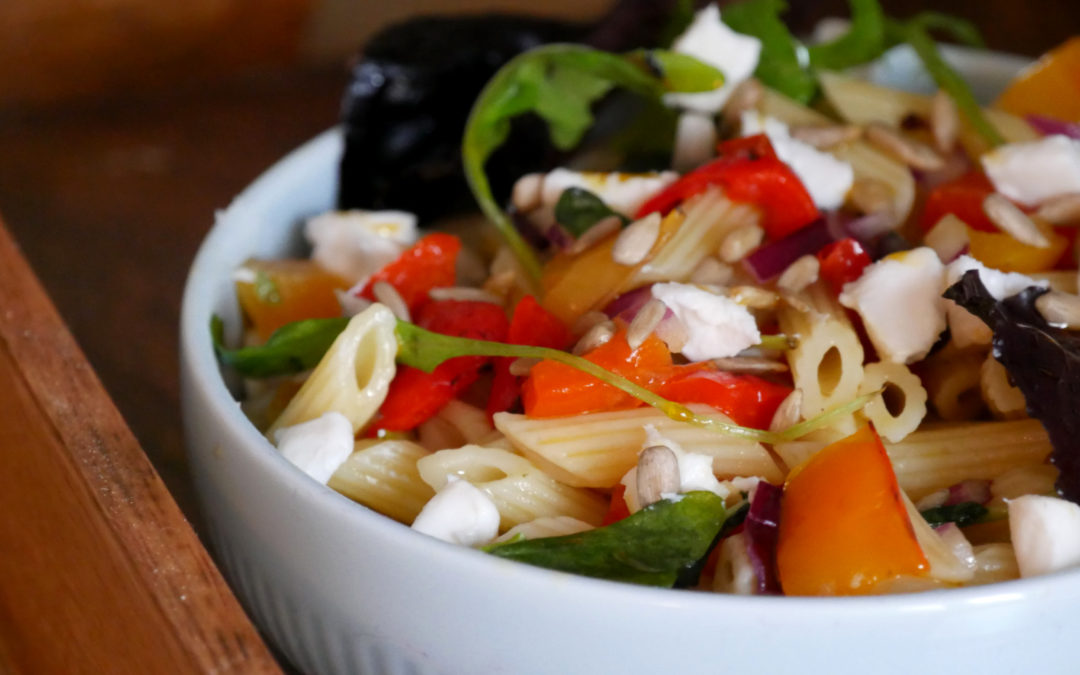 Salade de pâtes poivrons & chèvre frais